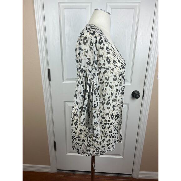 White Animal Leopard Print Sheer Lightweight Flare Sleeve Topper Kimono Large - Picture 7 of 10